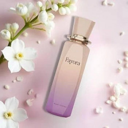 Fayora – Paris Corner | Floral-Frutal Sofisticado | Perfumes-Arabia